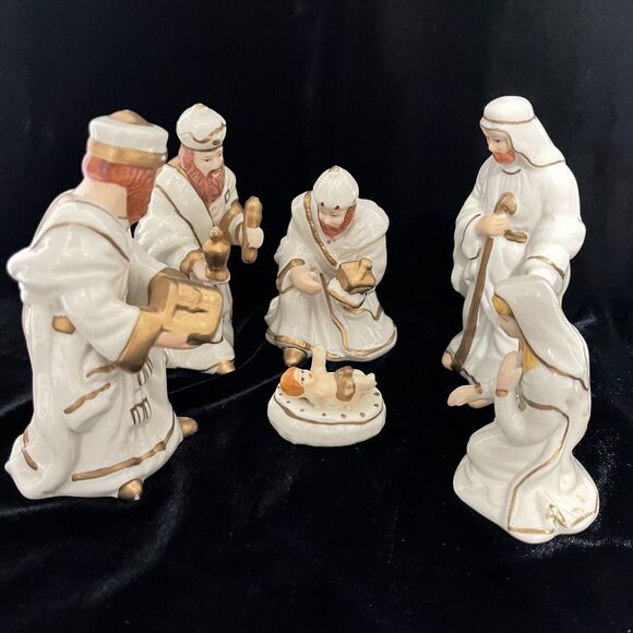 VTG 6 pc Nativity Manger Scene Glazed Porcelain White Gold trim Figurines 1990s - Picture 2 of 13